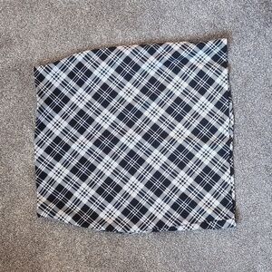 Black and white Argyll pencil skirt